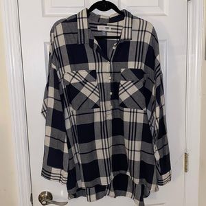 Navy and Cream Old Navy Boyfriend Flannel